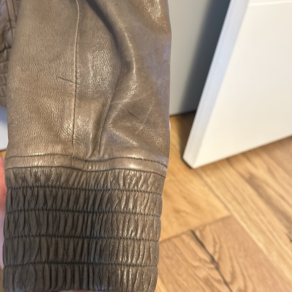 Aritzia Mackage leather bomber jacket - Picture 8 of 8